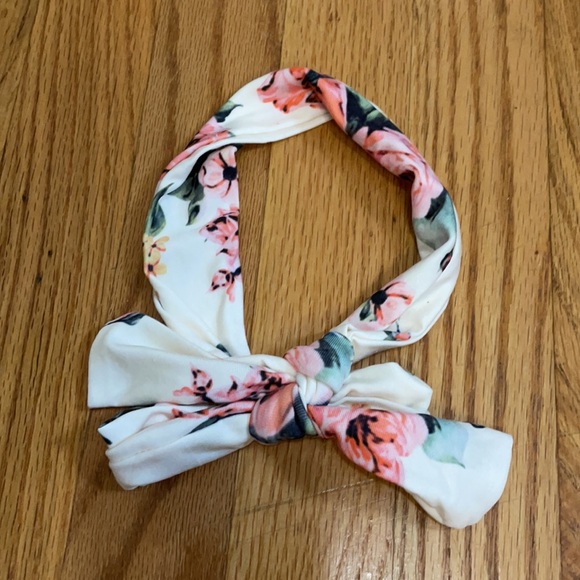 Set of Hoodie and matching head band - Picture 5 of 7